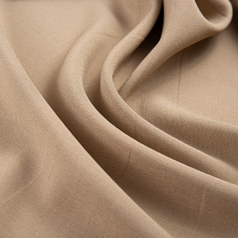 DS675 221GSM Imitatio acetas Lelis 2/2 Levis Brown tenuit fabricae Polyester pro negotiis fortuitis induti et braccis